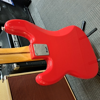 Fender Vintera 50's Precision Bass 3